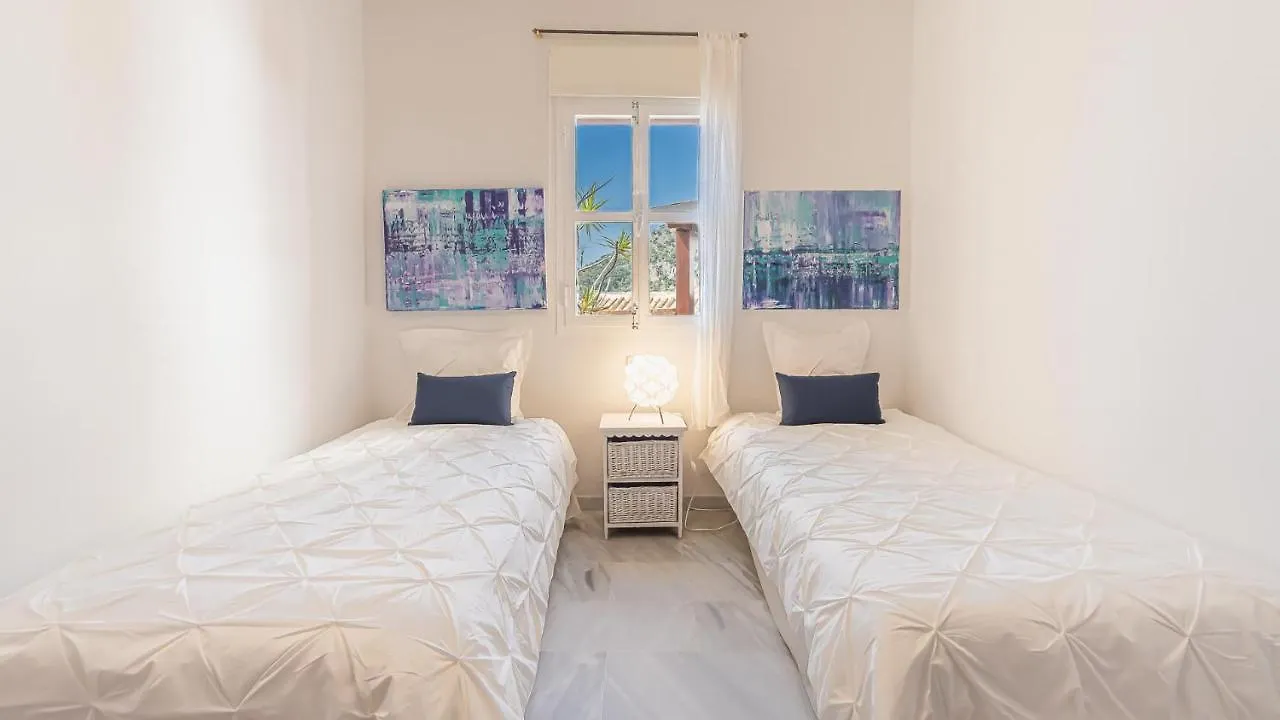Blue Charme Villa La Herradura  Chalet